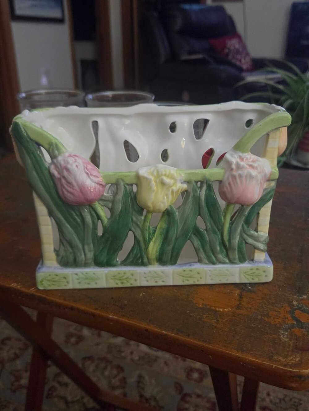 vintage letter holder or napkin holder decorated with tulips lady jayne ltd.2003